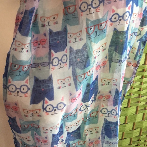🐱NWT Just Too Adorable & So Much Fun Fashion Cat Scarf Wardrobe Must Have 🐱 - Picture 2 of 5